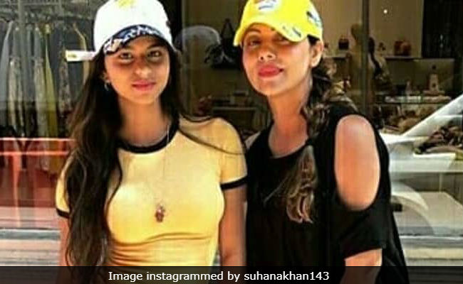 Gauri Khan And Suhana Shine Brighter Than The New York Sun In This Pic