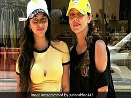 सुहाना खान ने 'मदर्स डे' पर मॉम गौरी खान के लिए लिखी पोस्ट, बोलीं- नाराज हूं क्योंकि, मैं आपकी तरह... सुहाना खान ने 'मदर्स डे' पर मॉम गौरी खान के लिए लिखी पोस्ट, बोलीं- नाराज हूं क्योंकि, मैं आपकी तरह...