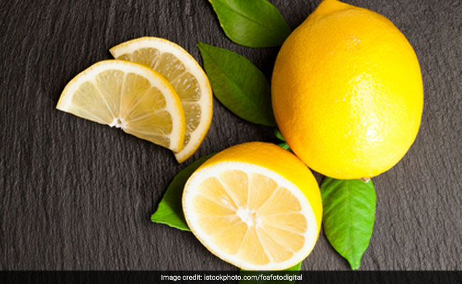 Lemons can help you control the risk of anemia