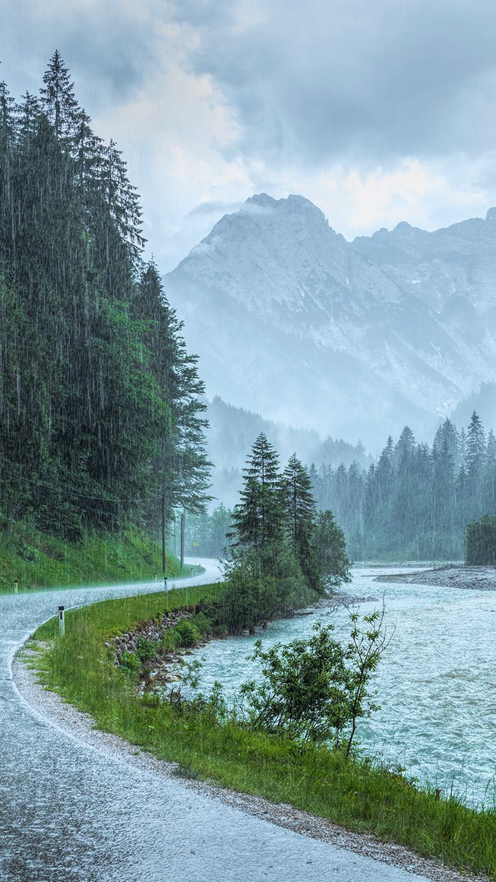 Best Hill stations to visit in Monsoon  