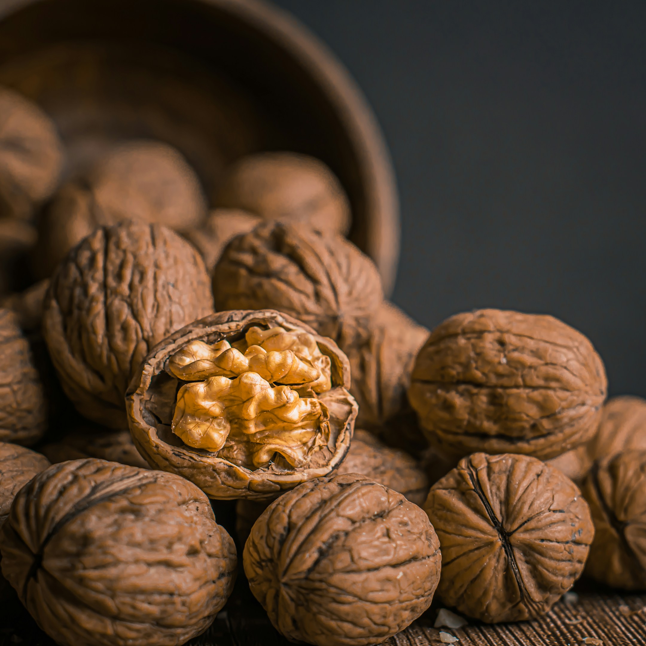 Soaked Walnut eating benefits hindi