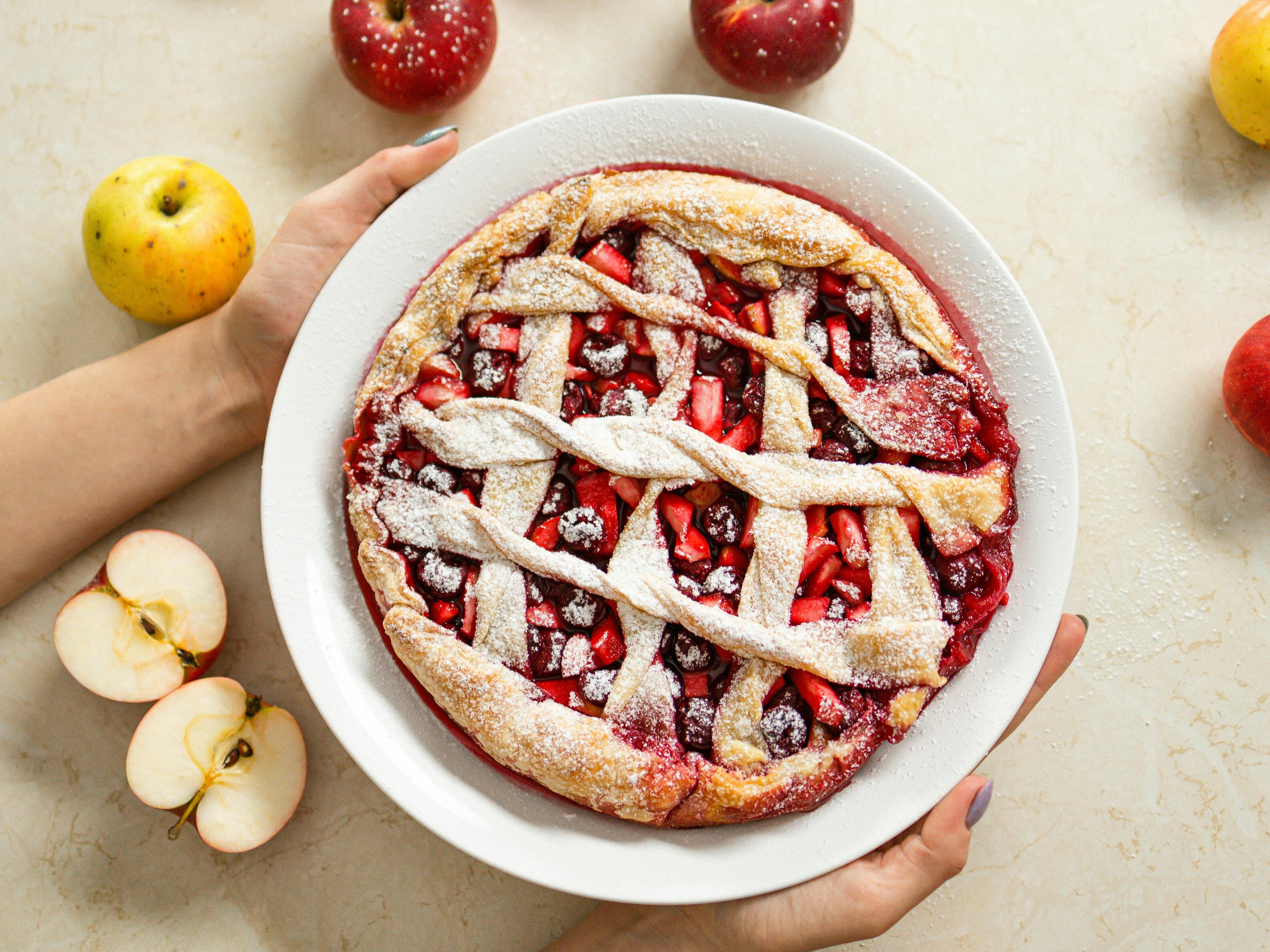 7 Amazing Dishes You Can Make With Apples
