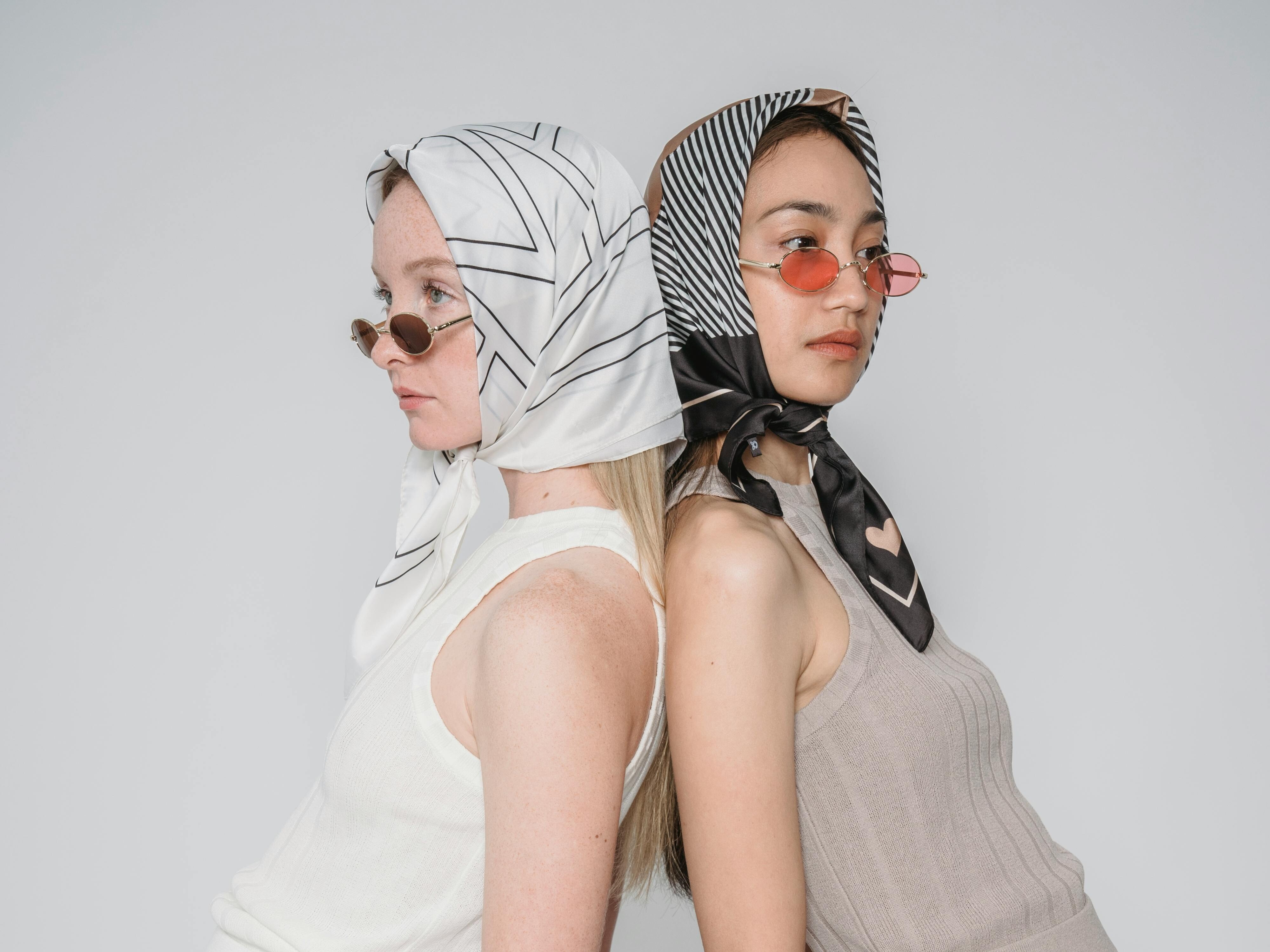 7 Creative Ways To Use A Scarf