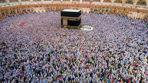 "Red Line": Saudi Claims Houthis Targetted Mecca, Iran-Backed Group Denies