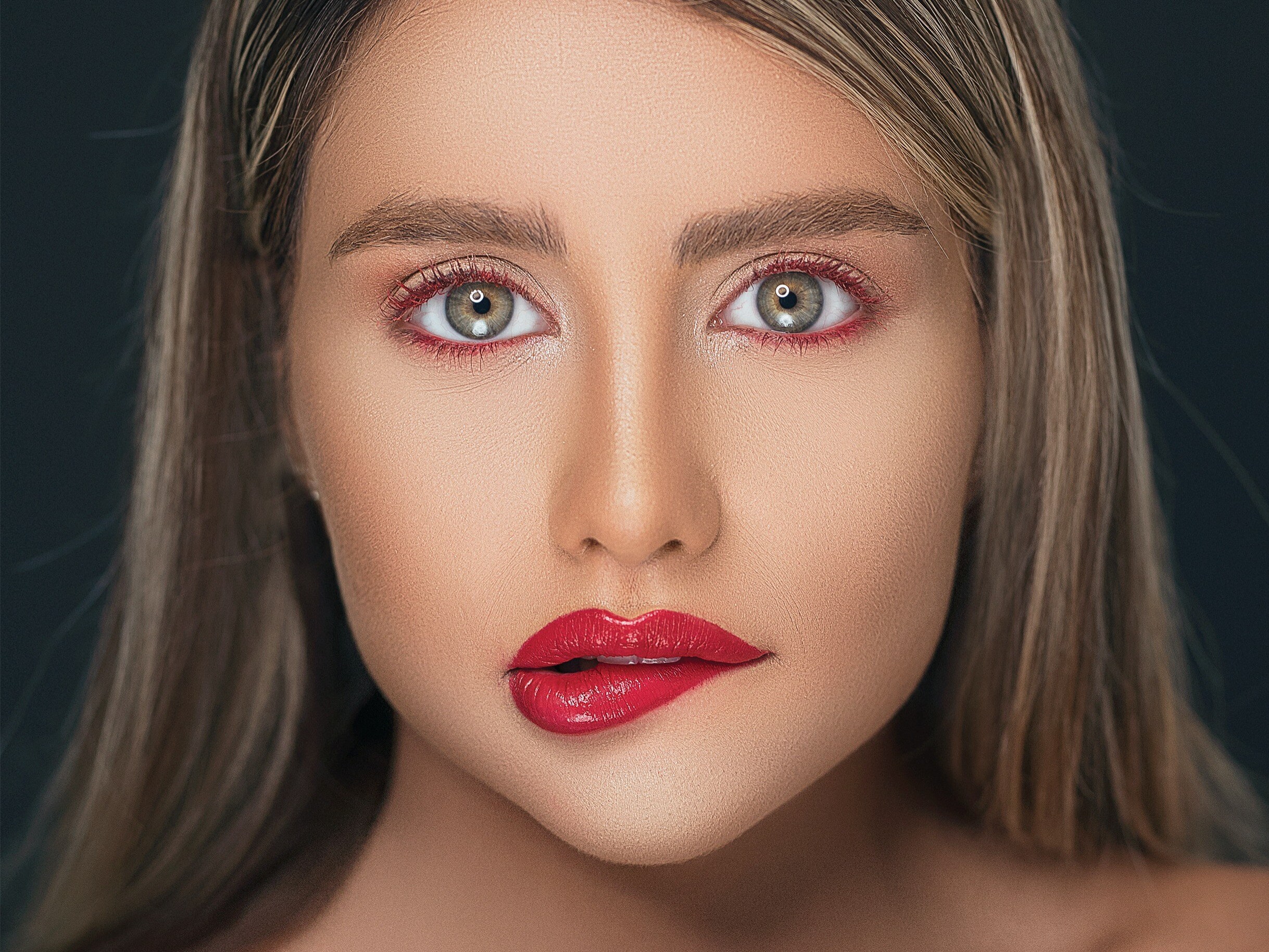 How To Get Fuller, Nude Lips: Amanda Ramsay'S Tip - 12d7fj1