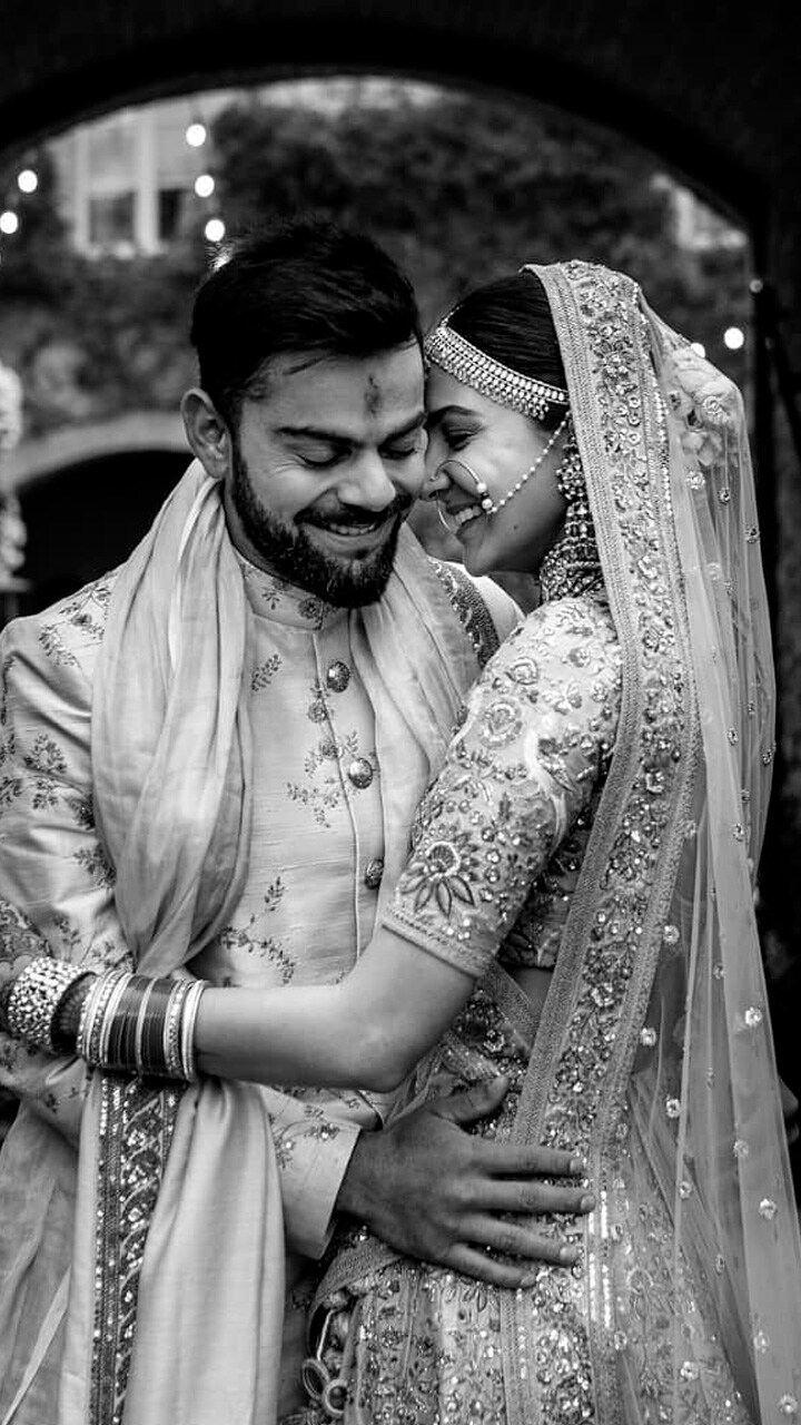 Anushka Sharma-Virat Kohli Are The Cutest Celeb Couple, image size:720x1280