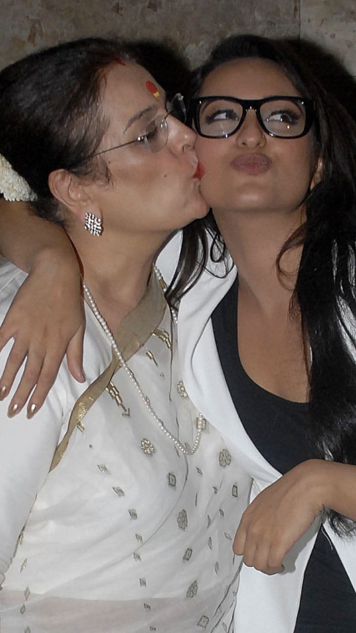 B-town mother-daughter duo