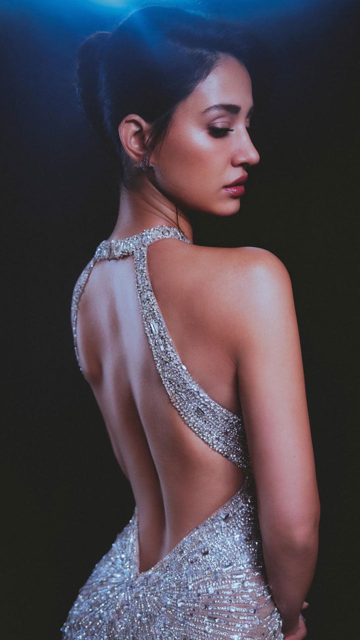 backless long formal dress V-Neck Prom with Train Size:4 styleattribute-ruched THE LUXE RIB LOW Instead of tight restriction