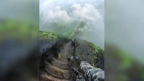 पलभर में बदल जाता है मौसम, ये हैं भारत के 5 सबसे मुश्किल और खतरनाक ट्रैक
