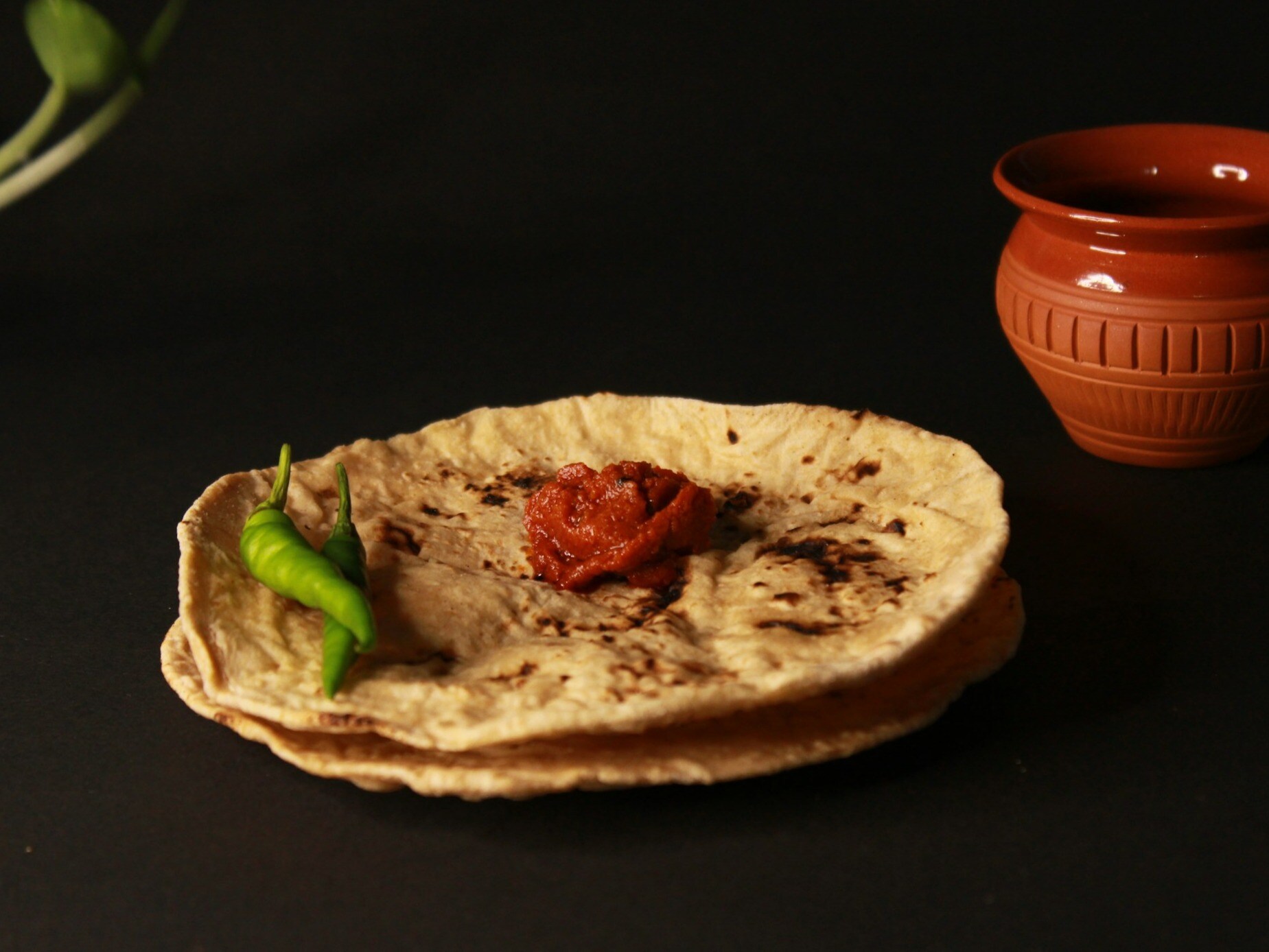 health benefits of eating stale bread baasi roti khane ke fayde kise