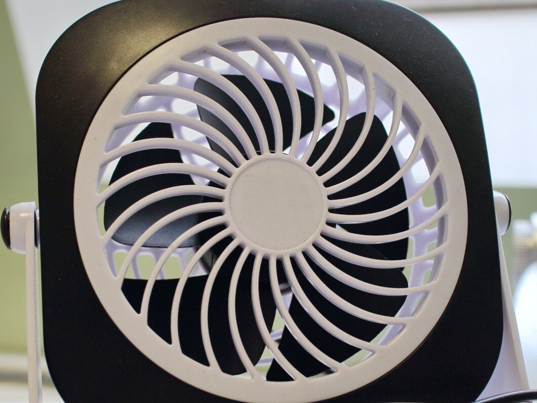 How To Clean Greasy Kitchen Exhaust Fan