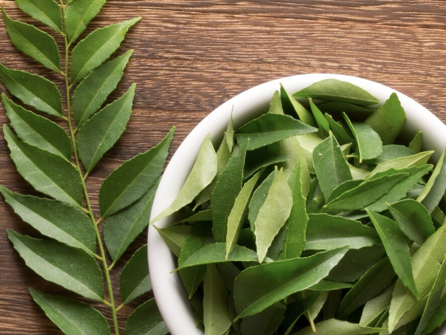 How To Clean Kitchen Using Curry Leaves