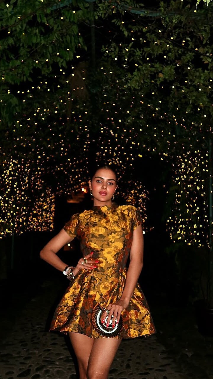 Priyanka Chaudharys neatly pulled-back hair gives her a polished and sophisticated look.