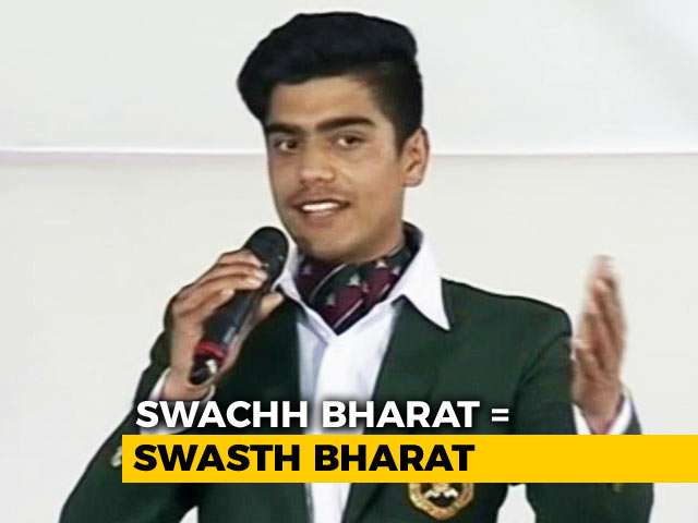 Through A Powerful Recital, A Class XII Swachh Warrior Appeals For A Swachh India