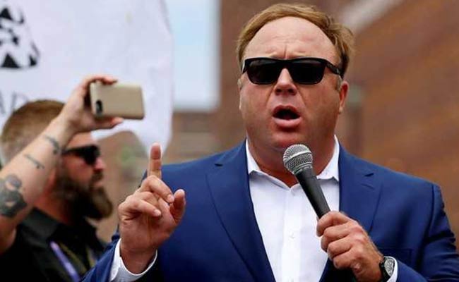 For Violating Online Rules, Twitter Suspends US Radio Show Host Alex Jones' Account