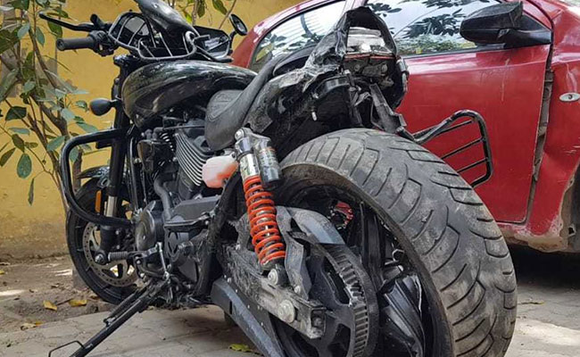 Harley Davidson Rider Missing, Fell Into Yamuna After Car Hit Him On DND Flyway