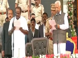 शपथ लेने के बाद बोले कुमारस्वामी, 2019 चुनाव की राजनीतिक परिस्थिति को बदलकर रख देंगे  शपथ लेने के बाद बोले कुमारस्वामी, 2019 चुनाव की राजनीतिक परिस्थिति को बदलकर रख देंगे