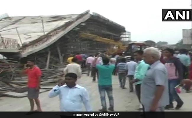 उत्तर प्रदेश के बस्ती में हाइवे पर बन रहा निर्माणाधीन पुल गिरा, एक मजदूर घायल