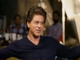 EXCLUSIVE: राजनीति में आने के सवाल पर क्या बोले किंग खान ? पार्टी के चुनाव चिह्न के नाम पर फैला दी अपनी बाहें EXCLUSIVE: राजनीति में आने के सवाल पर क्या बोले किंग खान ? पार्टी के चुनाव चिह्न के नाम पर फैला दी अपनी बाहें