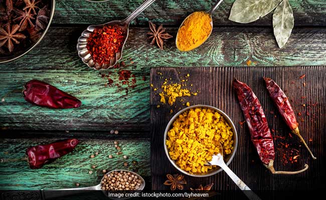 4 Spice Mixes You Should Store In Your Kitchen