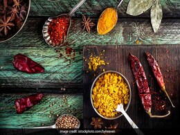 4 Herbs That Could Naturally Boost Digestion  4 Herbs That Could Naturally Boost Digestion