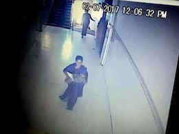Woman Steals Baby From Hyderabad Hospital, Caught On CCTV Woman Steals Baby From Hyderabad Hospital, Caught On CCTV