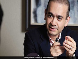 पीएनबी घोटाला : भगोड़ा नीरव मोदी को कोर्ट का नोटिस, पेश नहीं हुए तो संपत्ति कर ली जाएगी जब्त पीएनबी घोटाला : भगोड़ा नीरव मोदी को कोर्ट का नोटिस, पेश नहीं हुए तो संपत्ति कर ली जाएगी जब्त