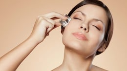Can Using Ice On Your Face Improve Skin Health