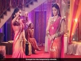 'किन्नर बहू' ने 'बदन पे सितारे...' गाने पर किया ऐसा डांस, देखकर कह बैठेंगे Wow! 'किन्नर बहू' ने 'बदन पे सितारे...' गाने पर किया ऐसा डांस, देखकर कह बैठेंगे Wow!