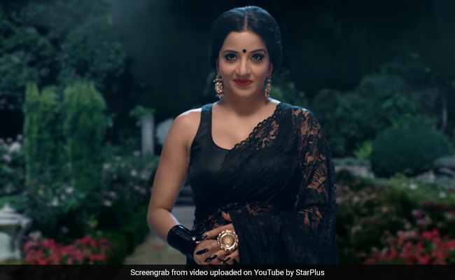 खुल गया भोजपुरी एक्ट्रेस मोनालिसा की खूबसूरती का राज, सदा जवान रहने के लिए करती हैं ये काम...