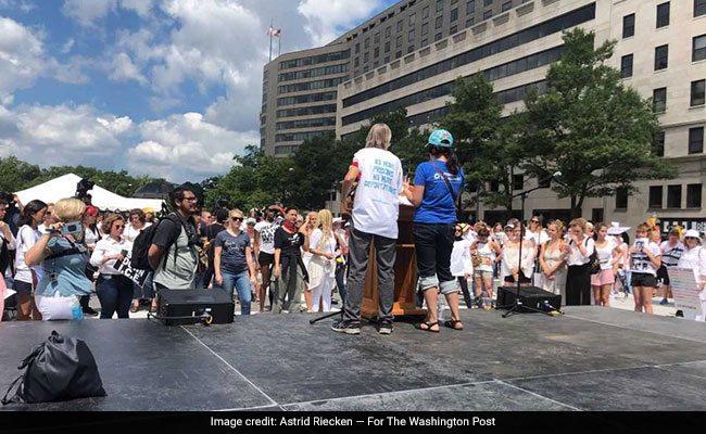 575 Arrested As Hundreds Of Women Protest Immigration Policy In US