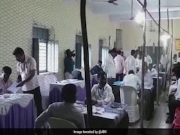 Slim Lead For Congress In Closely-Fought Karnataka Urban Body Polls Slim Lead For Congress In Closely-Fought Karnataka Urban Body Polls