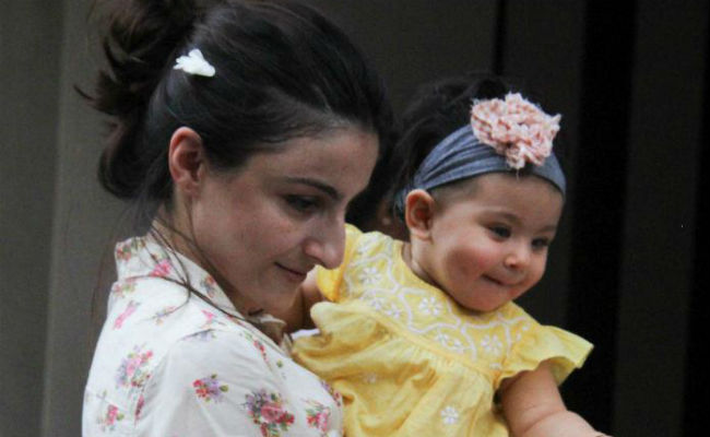 9 Months Into Motherhood, How Soha Ali Khan Is 'Embracing Other Identites'