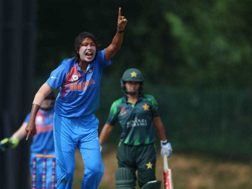 WAC2018: पाकिस्तान को पीट भारतीय महिलाएं फाइनल में, इस बॉलर का रहा जलवा