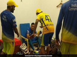 IPL 2018: जीत के बाद ब्रावो ने किया धोनी के लिए डांस, शरमाते हुए देखते रहे IPL 2018: जीत के बाद ब्रावो ने किया धोनी के लिए डांस, शरमाते हुए देखते रहे