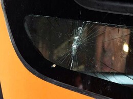 मध्य प्रदेशः  CM शिवराज सिंह चौहान पर फेंकी चप्पल, करणी सेना कार्यकर्ता सहित 9 गिरफ्तार मध्य प्रदेशः  CM शिवराज सिंह चौहान पर फेंकी चप्पल, करणी सेना कार्यकर्ता सहित 9 गिरफ्तार