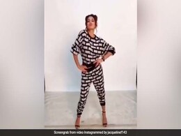 भीड़ से बेखबर मस्ती में यूं डांस करती रहीं जैकलीन फर्नांडिस, 12 लाख बार देखा गया Video भीड़ से बेखबर मस्ती में यूं डांस करती रहीं जैकलीन फर्नांडिस, 12 लाख बार देखा गया Video