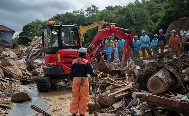 Deaths In Japan Rains Rise To 100