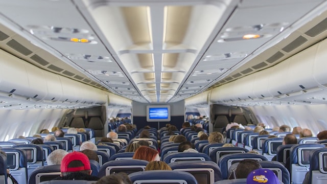 Jet lag can be reduced by consuming certain foods and drinks before your flight