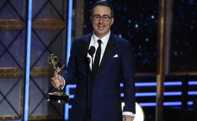 Comedian John Oliver Roasts Xi On TV. Then China's Weibo Blocks Him