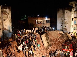 1 Body Recovered, 4 Rescued After Buildings In Ahmedabad Collapse 1 Body Recovered, 4 Rescued After Buildings In Ahmedabad Collapse