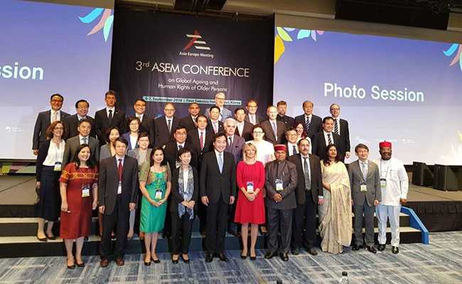 भारत में बेहतर स्वास्थ्य सुविधाओं से लोगों की औसत आयु बढ़ी : थावरचंद गेहलोत