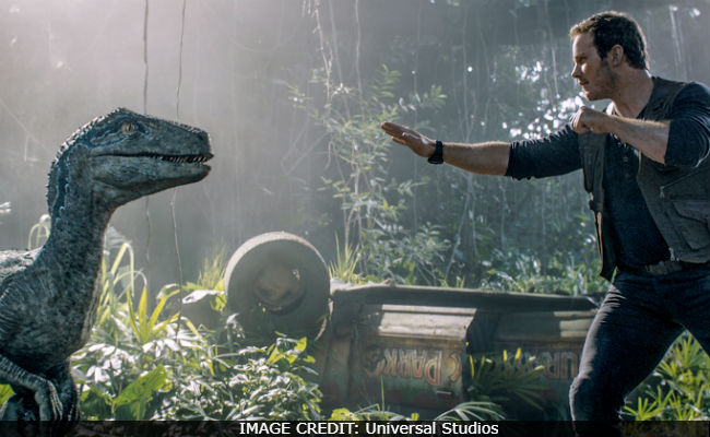 <i>Jurassic World: Fallen Kingdom</i> Movie Review - How To Achieve The Impossible (Make Dinosaurs Boring)