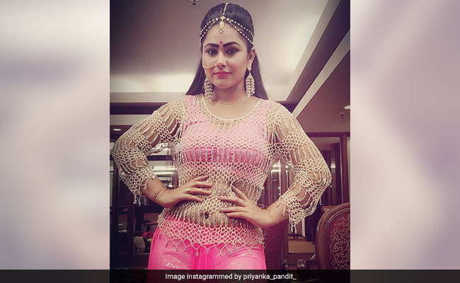 गार्गी पंडित इंस्टाग्राम पर कुछ इस तरह हुईं रोमांटिक, बोलीं- एक मुलाकात हो तू मेरे पास हो...Video हुआ Viral