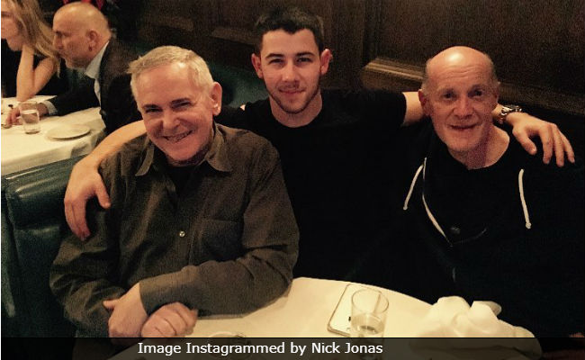 'Heartbroken': Nick Jonas Pays Emotional Tribute To Producer Craig Zadan