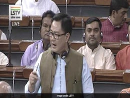 अक्षय कुमार के सपोर्ट में उतरे केंद्रीय मंत्री, लिखा- आपने जो किया इतिहास उसका गवाह अक्षय कुमार के सपोर्ट में उतरे केंद्रीय मंत्री, लिखा- आपने जो किया इतिहास उसका गवाह