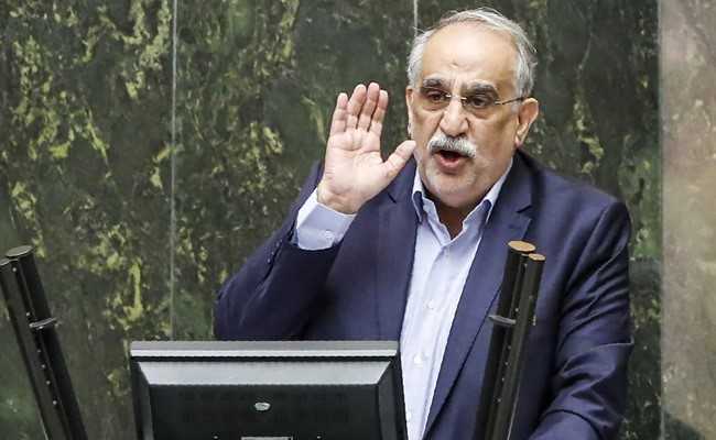 Iranian Parliament Removes Finance Minister From Office