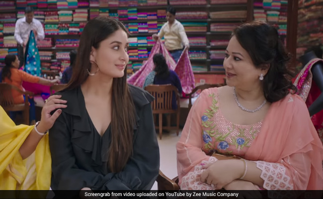 Laaj Sharam: इन्होंने किया करीना कपूर का जीना हराम, Video में सामने आई असली वजह