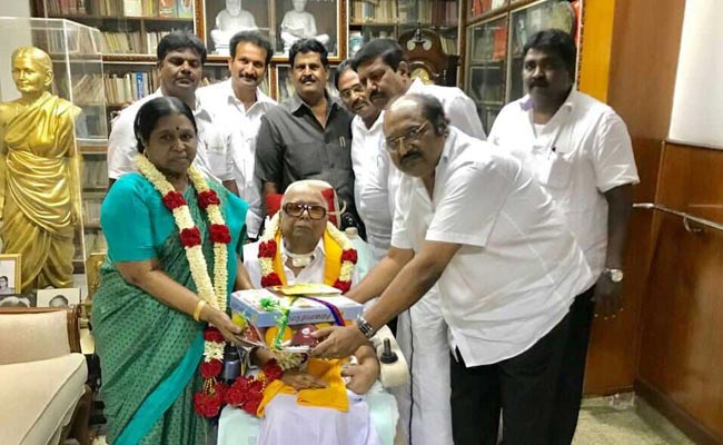 Celebrations In Chennai, Karunanidhi Turns 95