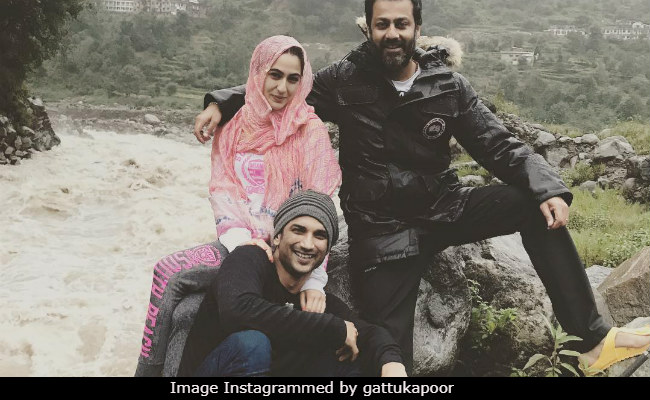 Sara Ali Khan, Sushant Singh Rajput In Pic From 'Incredibly Difficult' (Though It Doesn't Look It) Kedarnath Scene